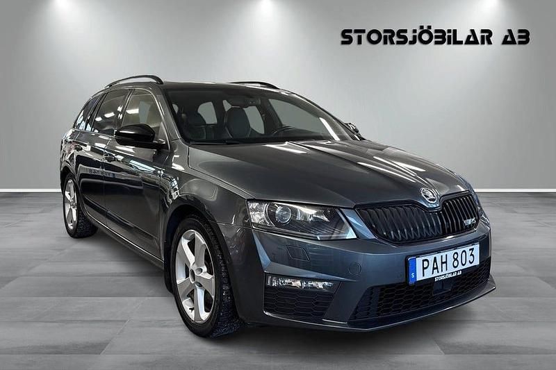 Begagnad Skoda Octavia RS 184 HK (135 kW) 2016 Grå Kombi