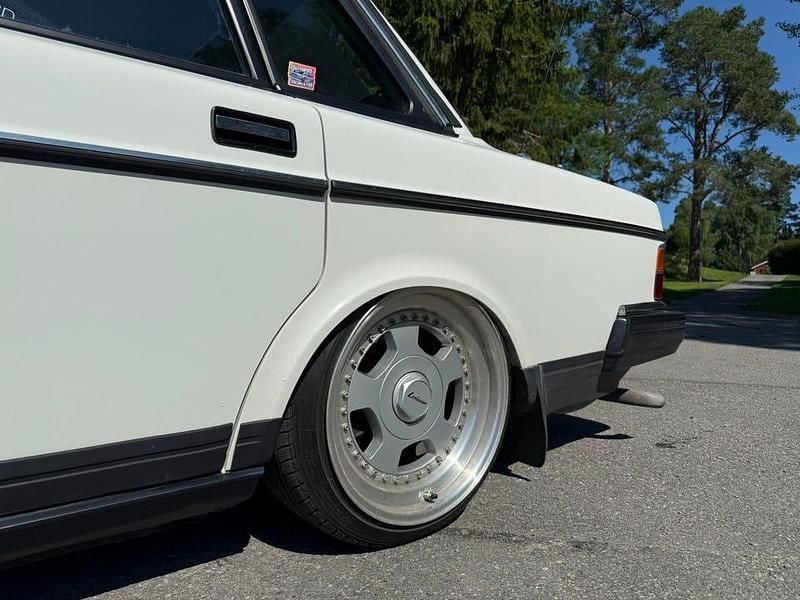 Begagnad Volvo 240 115 HK (84 kW) 1988 Sedan