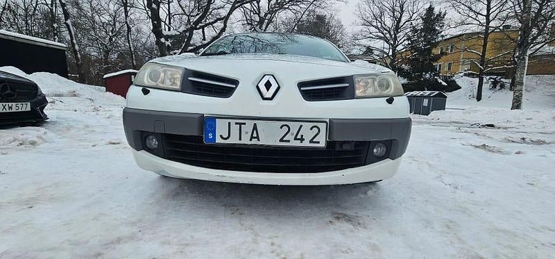 Begagnad Renault Mégane III 105 HK (77 kW) 2009