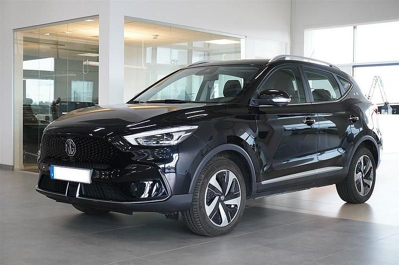 Svart Begagnad 2022 MG ZS Luxury SUV | 229 900 kr - Bild 1/4