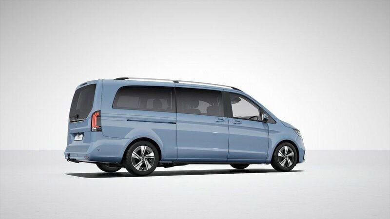 Begagnad Mercedes V220 Style 164 HK (120 kW) 2024 Blå Minibuss