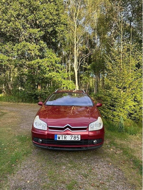 Röd Begagnad 2005 Citroën C5 Kombi | 16 900 kr (Bra pris) - Bild 1/4