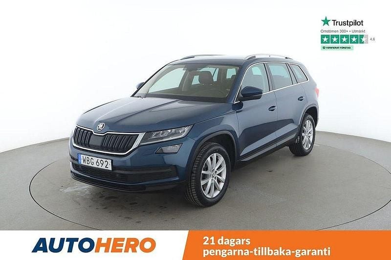 Mörkblå Begagnad 2017 Skoda Kodiaq Business Line SUV | 218 000 kr (Marknadspris) - Bild 1/4