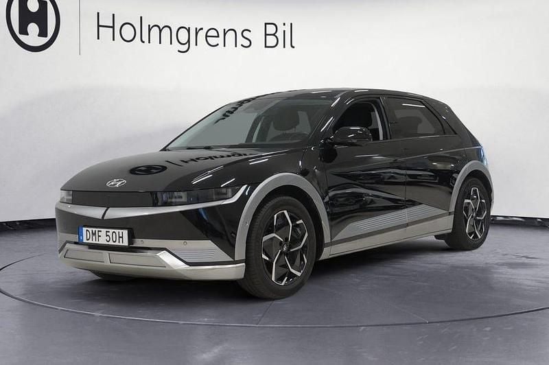 Abyss black Begagnad 2023 Hyundai Ioniq 5 Advanced SUV | 444 900 kr (Bra pris) - Bild 1/4