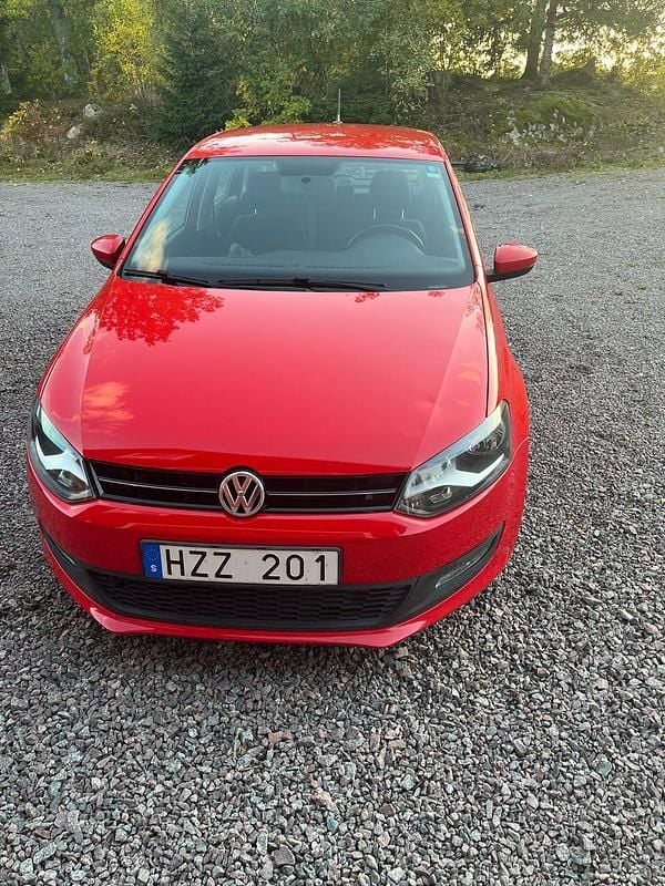 Begagnad VW Polo 90 HK (66 kW) 2013 Halvkombi