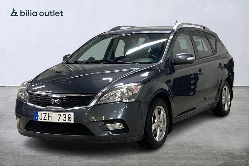 Grå Begagnad 2009 Kia Ceed Sportswagon Kombi | 39 900 kr (Marknadspris) - Bild 1/4