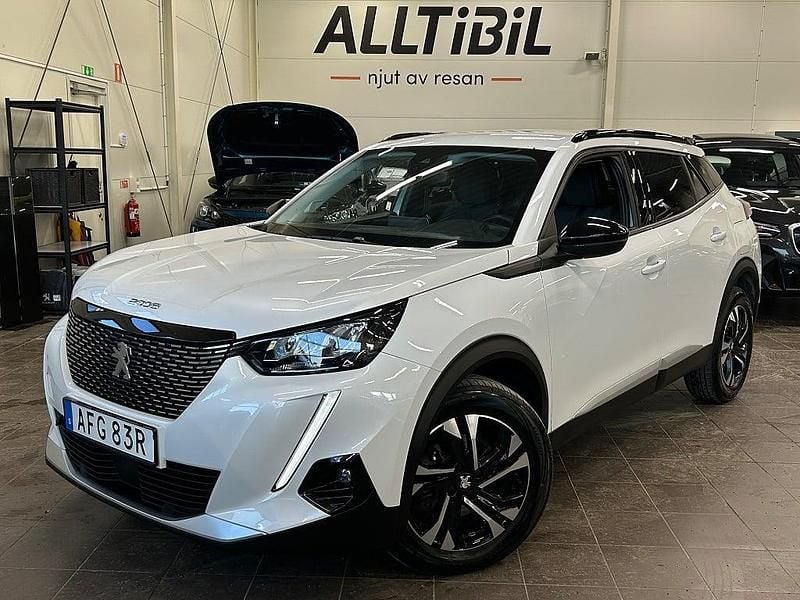 Vit Begagnad 2022 Peugeot 2008 Allure SUV | 184 900 kr (Bra pris) - Bild 1/3
