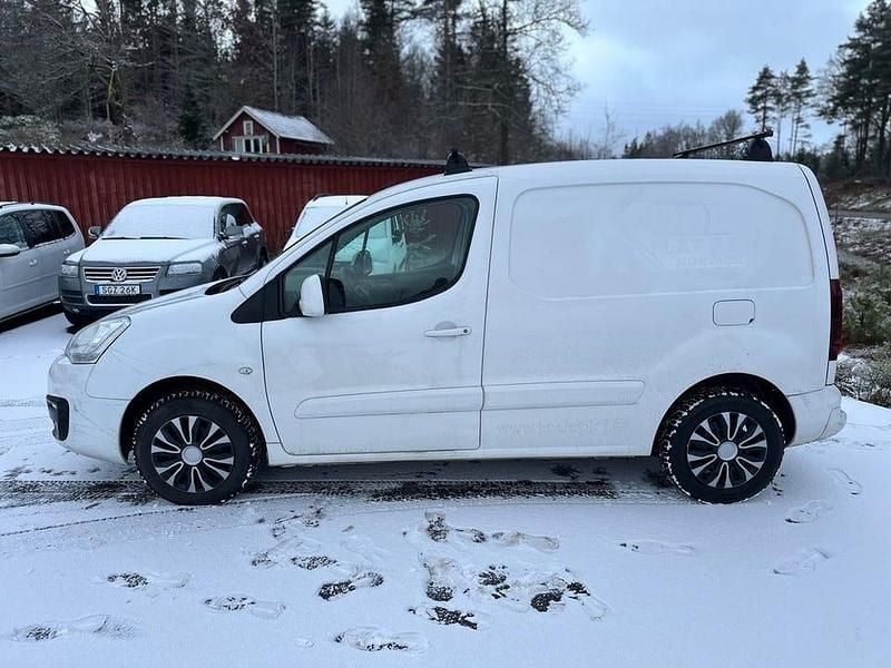 Begagnad Citroën Berlingo 99 HK (72 kW) 2018 Vit Minibuss