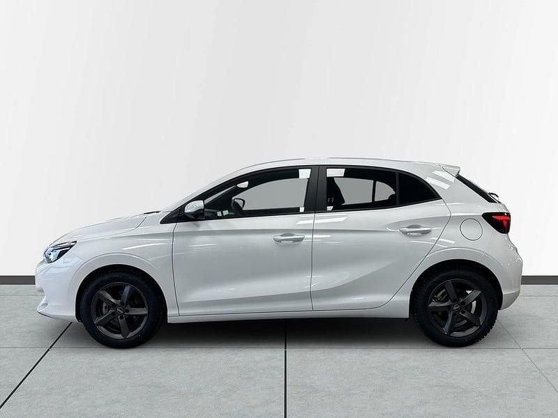 Begagnad MG MG3 Luxury 195 HK (143 kW) 2024 Vit Halvkombi