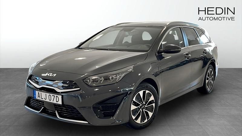 Begagnad 2023 Kia Ceed 2 Kombi | 279 900 kr (Marknadspris) - Bild 1/4