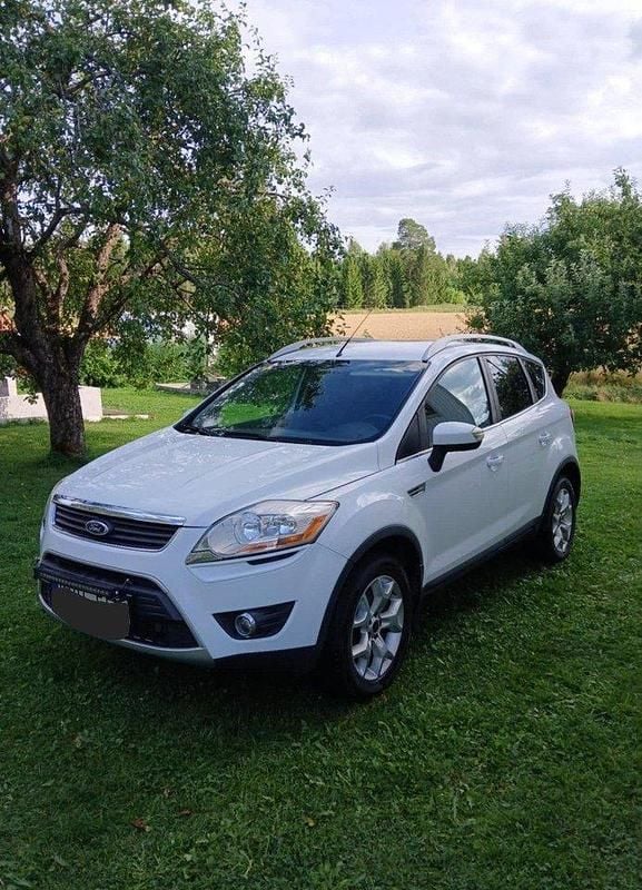 Vit Begagnad 2010 Ford Kuga SUV | 35 000 kr - Bild 1/4