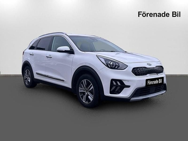 Begagnad Kia Niro Advance 141 HK (103 kW) 2020 Vit SUV