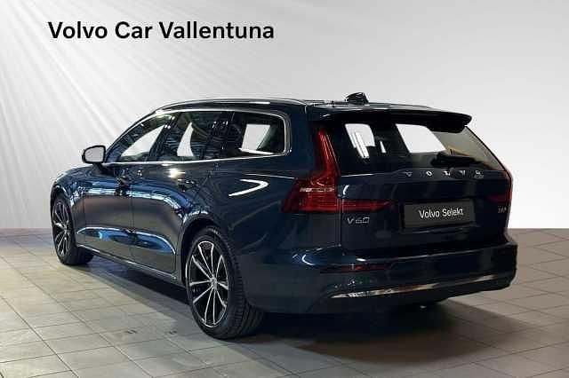 Begagnad Volvo V60 Plus 355 HK (261 kW) 2024 Blå Kombi