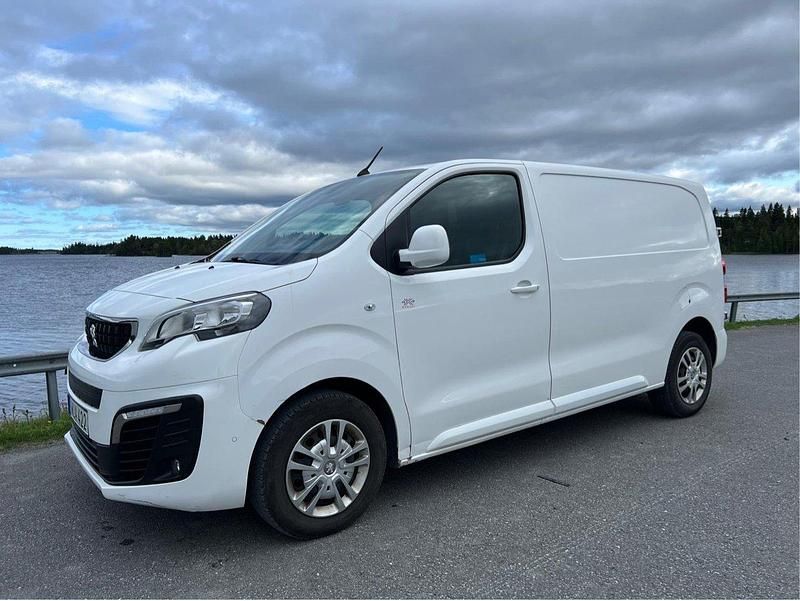 Vit Begagnad 2017 Peugeot Expert Van | 190 000 kr (Marknadspris) - Bild 1/4