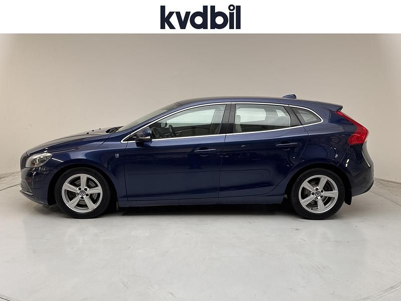 Begagnad Volvo V40 2015 Blå