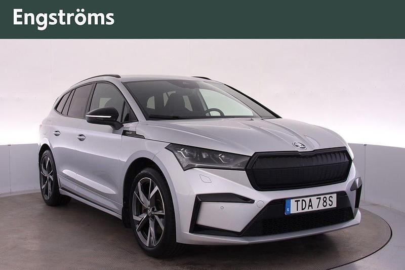 Silver Begagnad 2022 Skoda Enyaq iV SportLine SUV | 419 000 kr - Bild 1/4