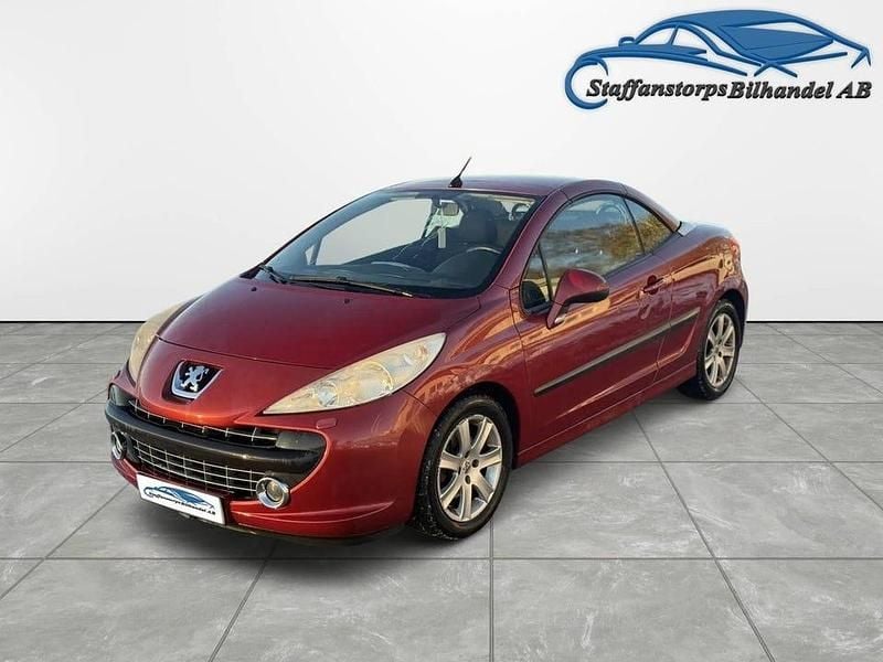 Röd Begagnad 2007 Peugeot 207 CC Cab | 48 500 kr (Marknadspris) - Bild 1/4