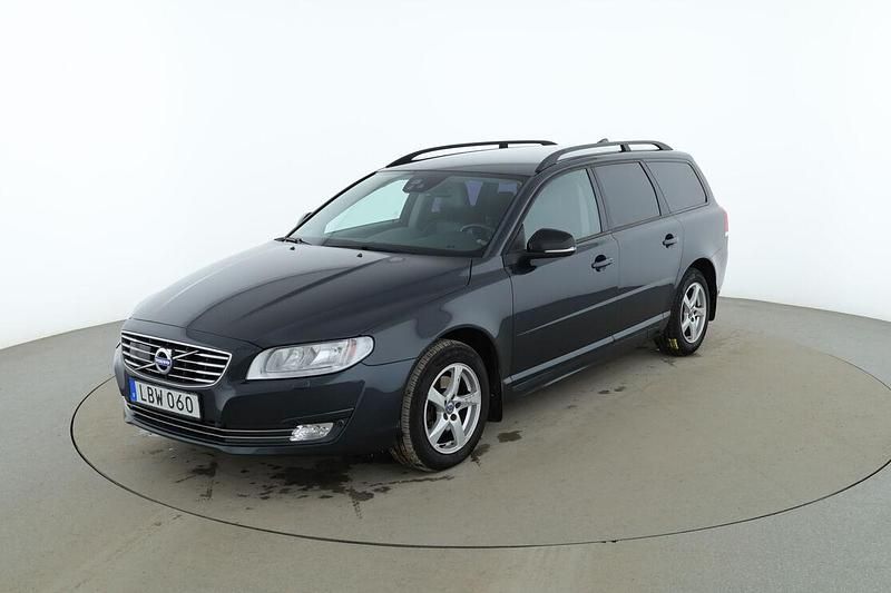 Grå Begagnad 2015 Volvo V70 Kinetic Kombi | 169 000 kr (Lite dyr) - Bild 1/3