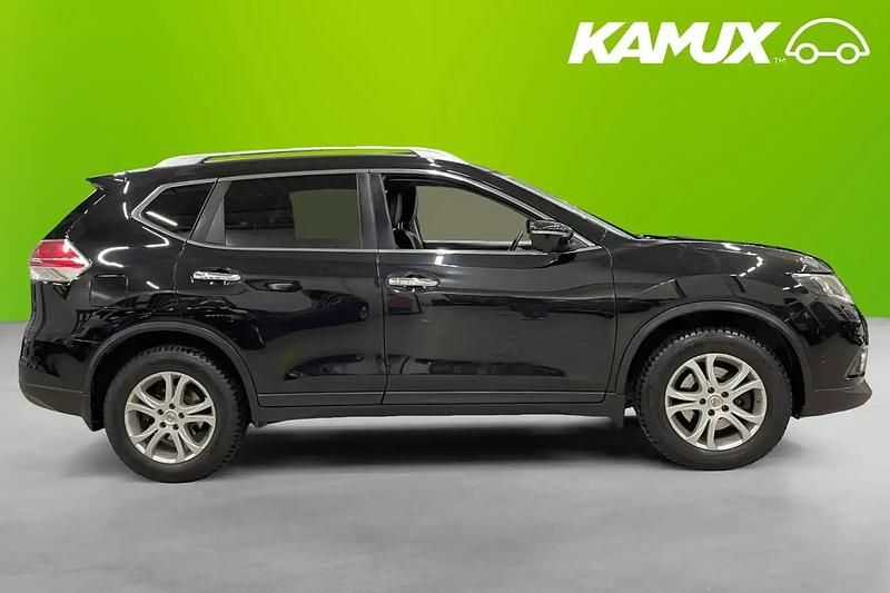 Begagnad Nissan X-Trail Tekna 131 HK (96 kW) 2017 Svart SUV