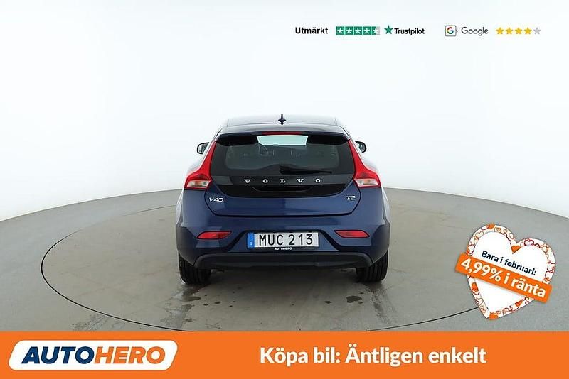 Begagnad Volvo V40 R-Design 124 HK (91 kW) 2015 Svart Halvkombi