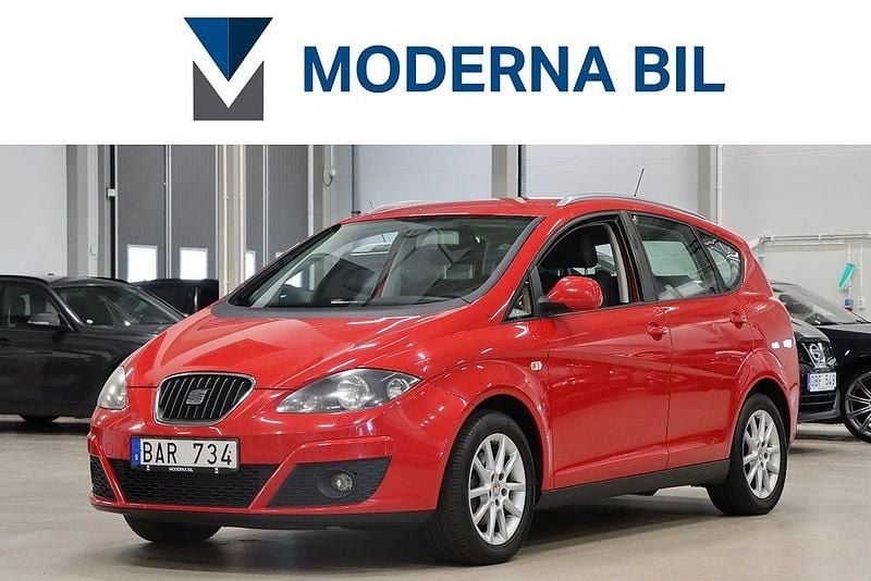 Röd Begagnad 2013 Seat Altea XL Minibuss | 64 900 kr (Marknadspris) - Bild 1/4
