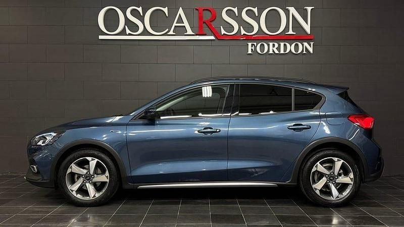 Begagnad Ford Focus Active 126 HK (92 kW) 2022 Blå