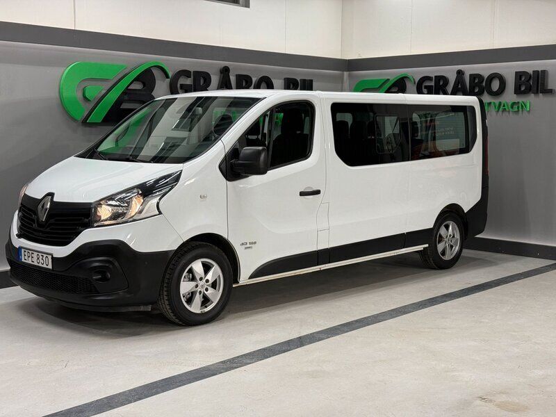 Vit Begagnad 2016 Renault Trafic Van | 179 900 kr - Bild 1/4