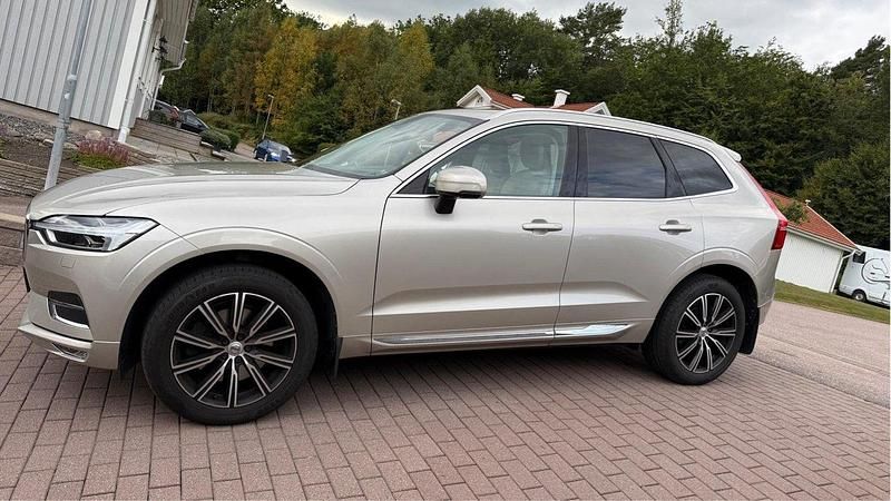 Brun Begagnad 2020 Volvo XC60 Inscription SUV | 365 000 kr (Superpris) - Bild 1/4