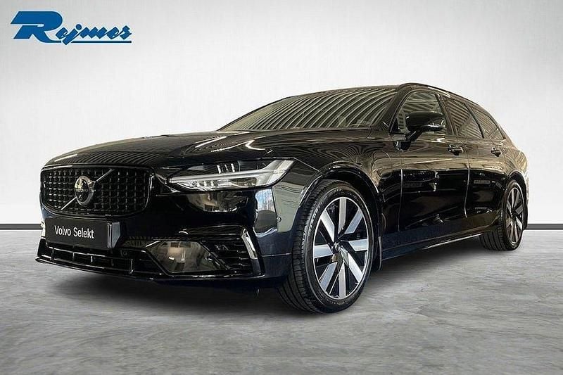 Svart (onyx black metallic) Begagnad 2024 Volvo V90 Plus Kombi | 489 900 kr (Marknadspris) - Bild 1/4