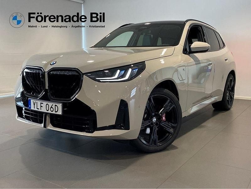 Grå Begagnad 2025 BMW X3 M Sport SUV | 833 000 kr (Marknadspris) - Bild 1/4
