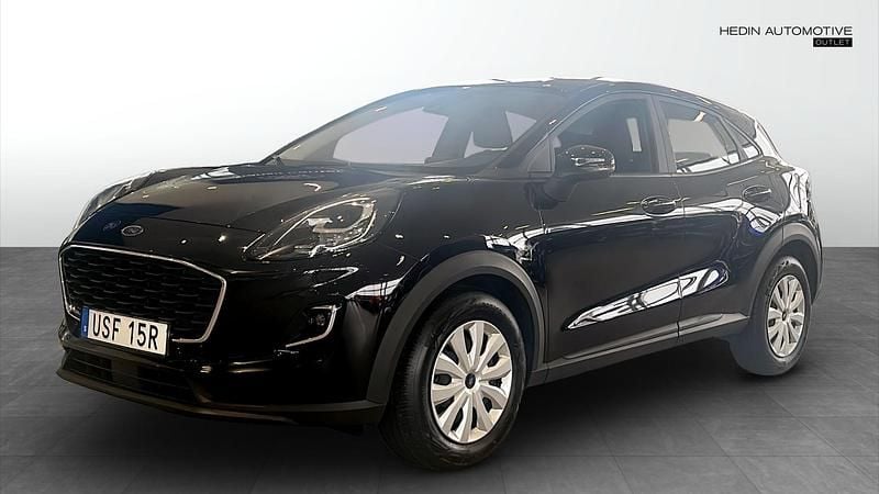 Svart (black) Begagnad 2023 Ford Puma Titanium SUV | 189 900 kr - Bild 1/4