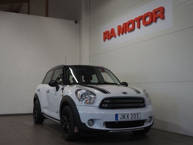Vit Begagnad 2015 Mini Cooper Countryman Chili SUV | 109 900 kr (Bra pris) - Bild 1/4