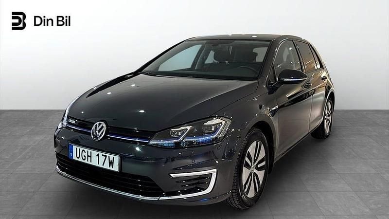 Grå Begagnad 2020 VW e-Golf Halvkombi | 189 900 kr (Marknadspris) - Bild 1/4
