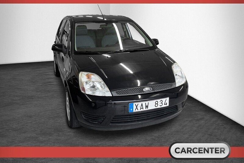 Begagnad Ford Fiesta 81 HK (59 kW) 2005 Svart Halvkombi