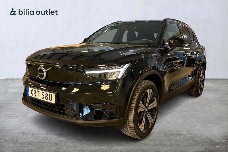 Begagnad Volvo XC40 Core 169 kW (231 HK) 2023 Svart SUV
