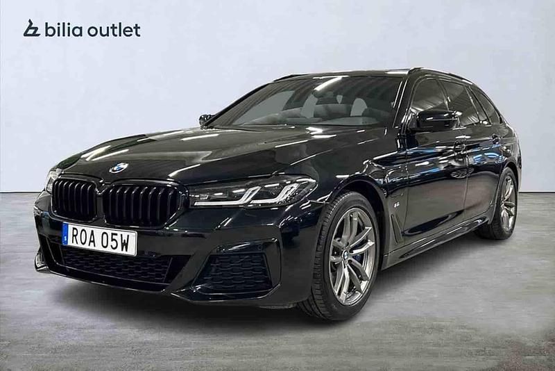 Svart Begagnad 2021 BMW 530e Kombi | 349 900 kr (Bra pris) - Bild 1/1