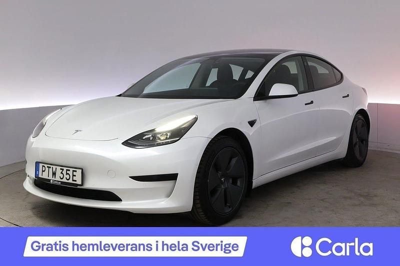 Begagnad Tesla Model 3 Standard Range Plus 239 kW (325 HK) 2021 Vit Sedan