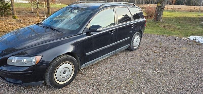 Begagnad 2007 Volvo V50 Kombi | 7 000 kr (Superpris) - Bild 1/4