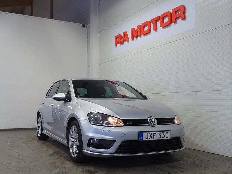 Begagnad VW Golf VII GT 150 HK (110 kW) 2016 Silver Halvkombi
