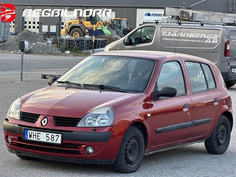 Röd Begagnad 2005 Renault Clio R.S. Halvkombi | 49 000 kr (Dyr) - Bild 1/2
