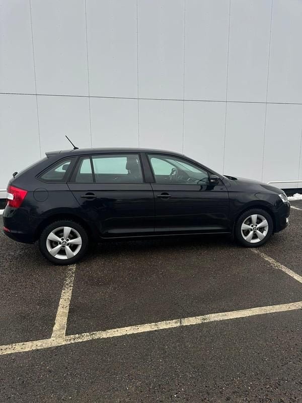 Begagnad Skoda Rapid 110 HK (80 kW) 2017 Halvkombi