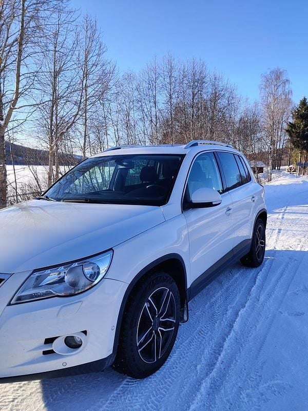 Begagnad VW Tiguan 150 HK (110 kW) 2011 SUV