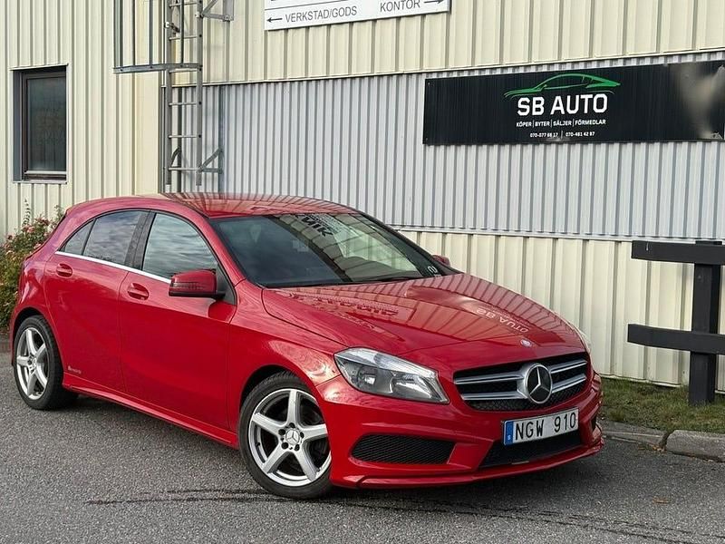 Röd Begagnad 2013 Mercedes A180 AMG line Halvkombi | 99 990 kr (Bra pris) - Bild 1/4