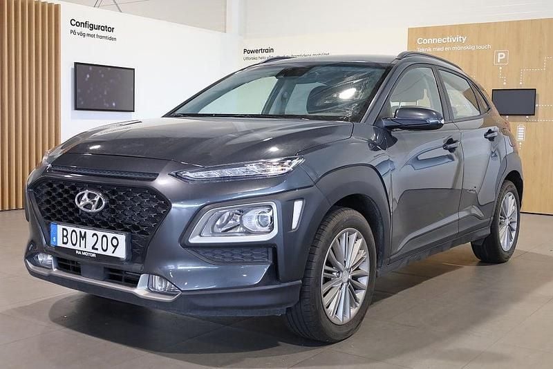 Grå Begagnad 2018 Hyundai Kona Trend SUV | 134 800 kr (Marknadspris) - Bild 1/3