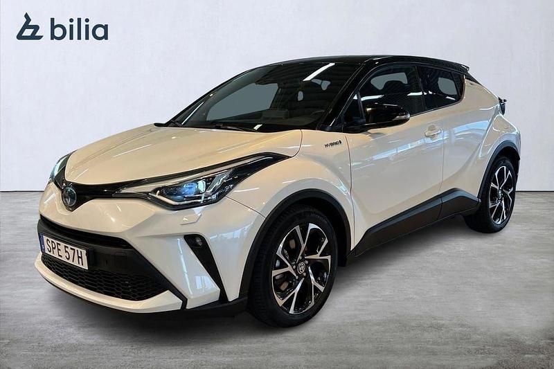 Vit Begagnad 2021 Toyota C-HR Edition SUV | 284 900 kr (Lite dyr) - Bild 1/4