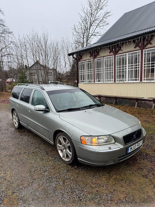 Begagnad 2007 Volvo V70 Kombi | 19 000 kr (Bra pris) - Bild 1/4