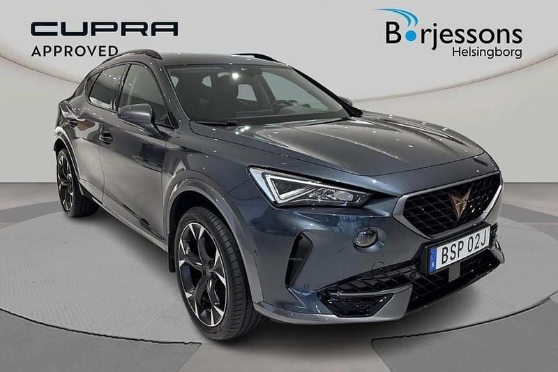 Grå Begagnad 2022 Cupra Formentor SUV | 269 900 kr (Marknadspris) - Bild 1/4