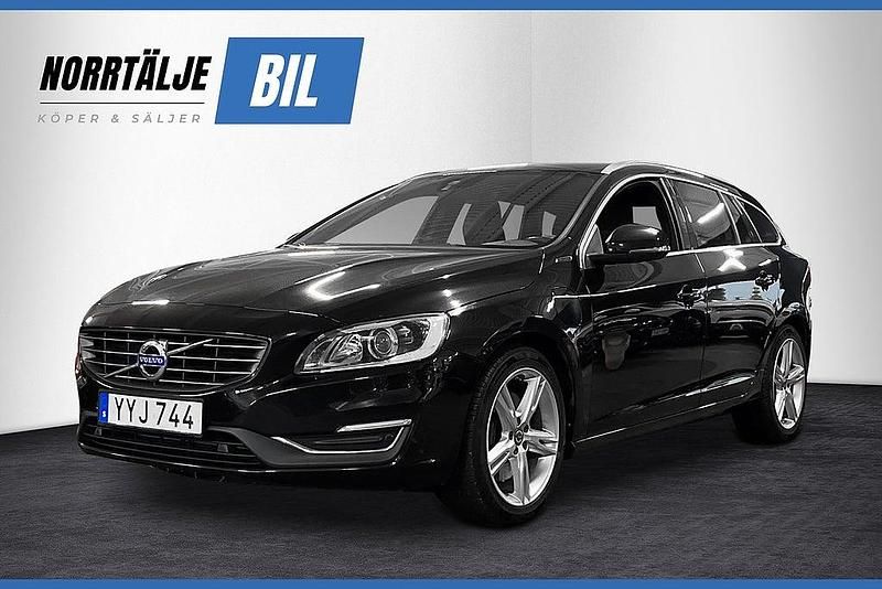 Svart Begagnad 2017 Volvo V60 Summum Kombi | 189 900 kr - Bild 1/3