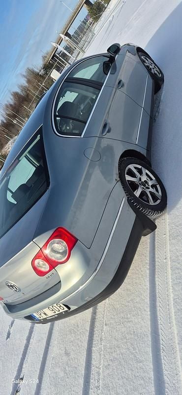 Begagnad VW Passat 170 HK (125 kW) 2009