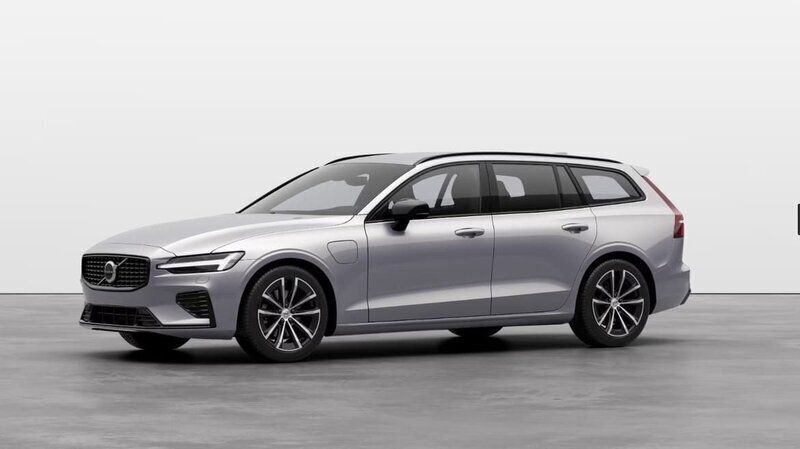 Silver Ny 2025 Volvo V60 Plus Kombi | 554 900 kr (Lite dyr) - Bild 1/1